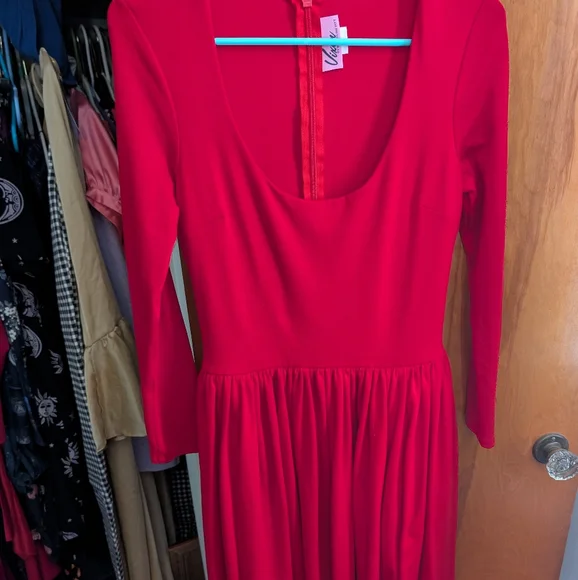 Vixen By Micheline Pitt Troublemaker Dress In Red - Picture 2 of 2